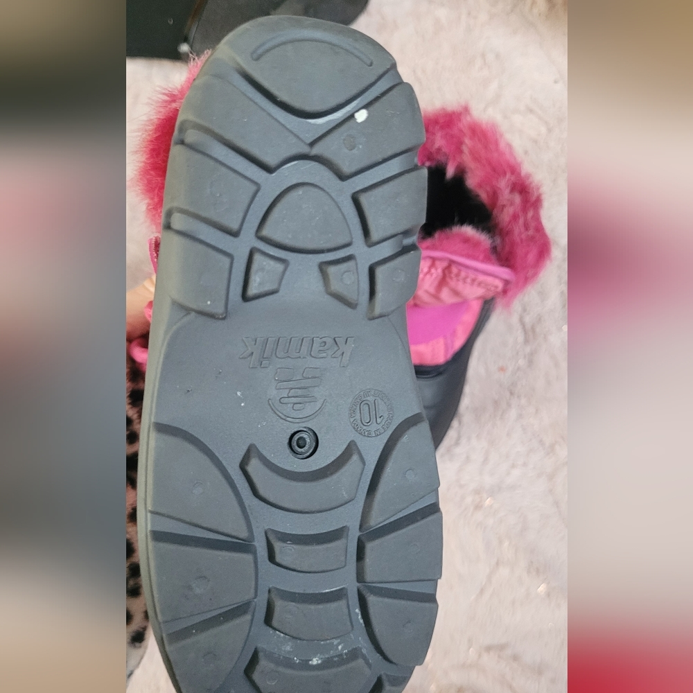 Snow boots - Picture 3 of 3